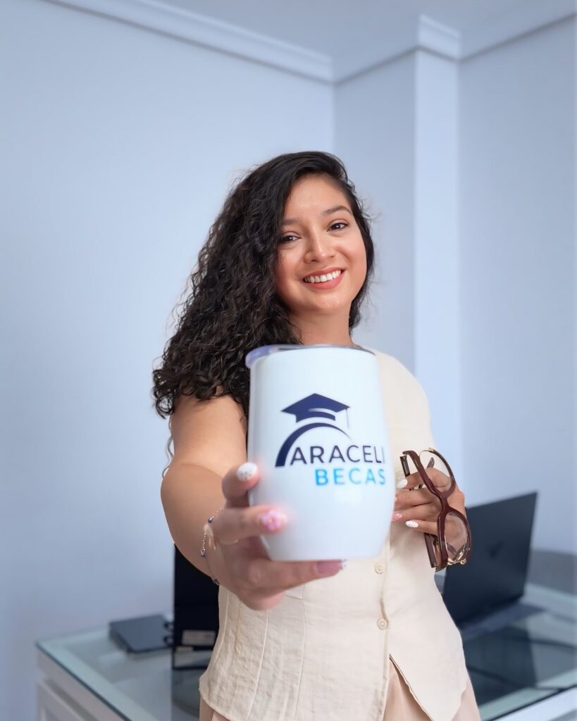 Araceli en una sesion de asesoria